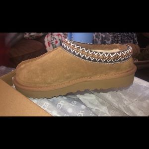 UGG Tasman slippers size 6